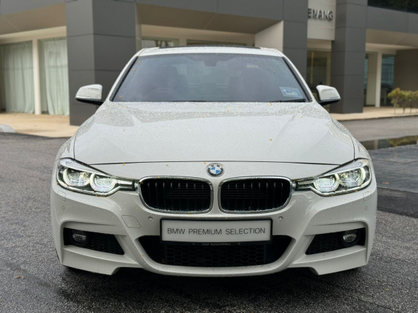 2018 BMW 330e M Sport