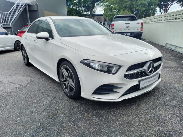 2019 MERCEDES BENZ A250 AMG Line