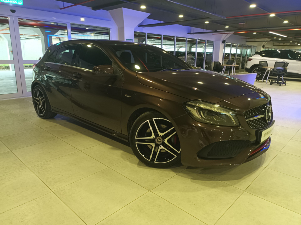 2017 MERCEDES BENZ A250 Sport