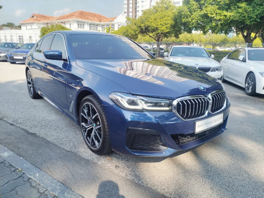 2022 BMW 530i M Sport LCI with Live Cockpit & DA (With Camera)