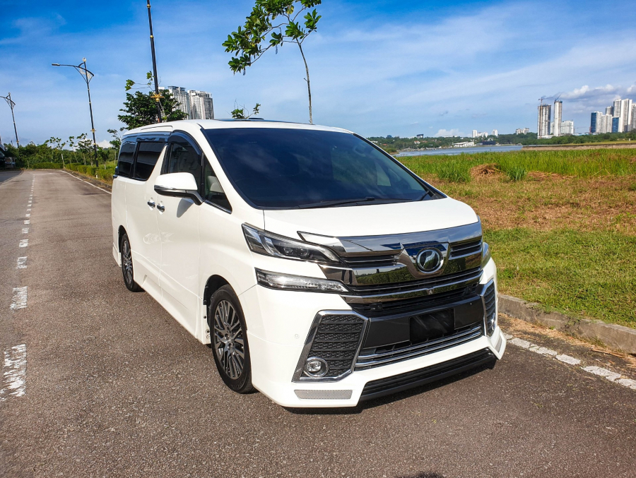 2015 Toyota Vellfire 3.5 Recon