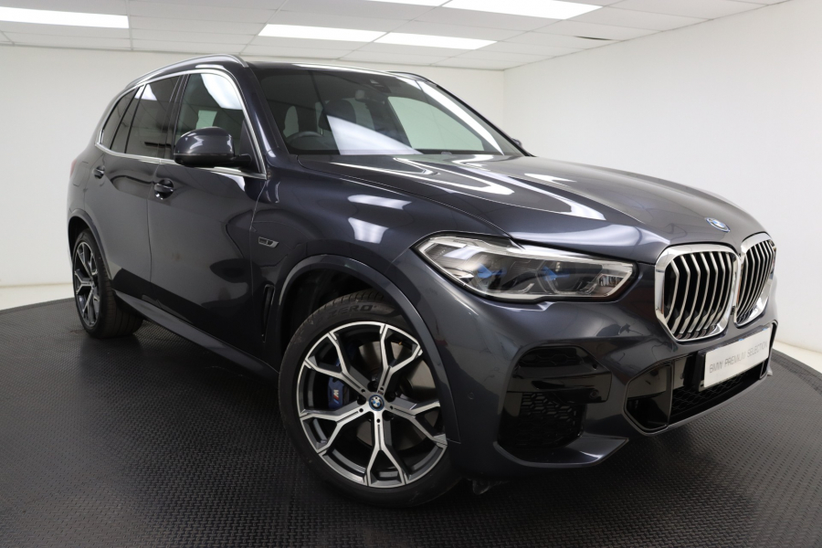 2022 BMW X5 xDrive45e (with 360 Camera)