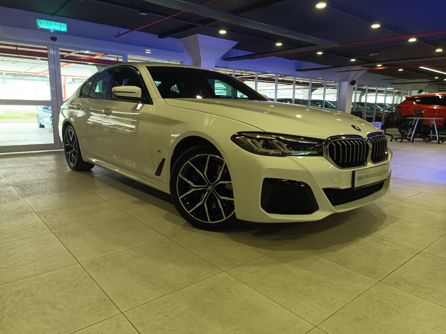 2021 BMW 530e M Sport LCI