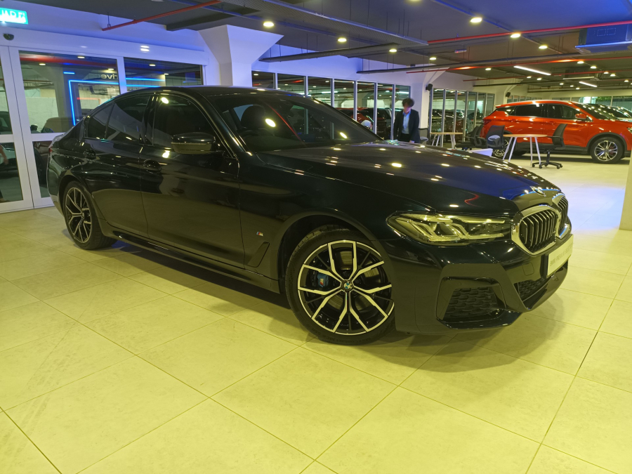 2021 BMW 530e M Sport LCI